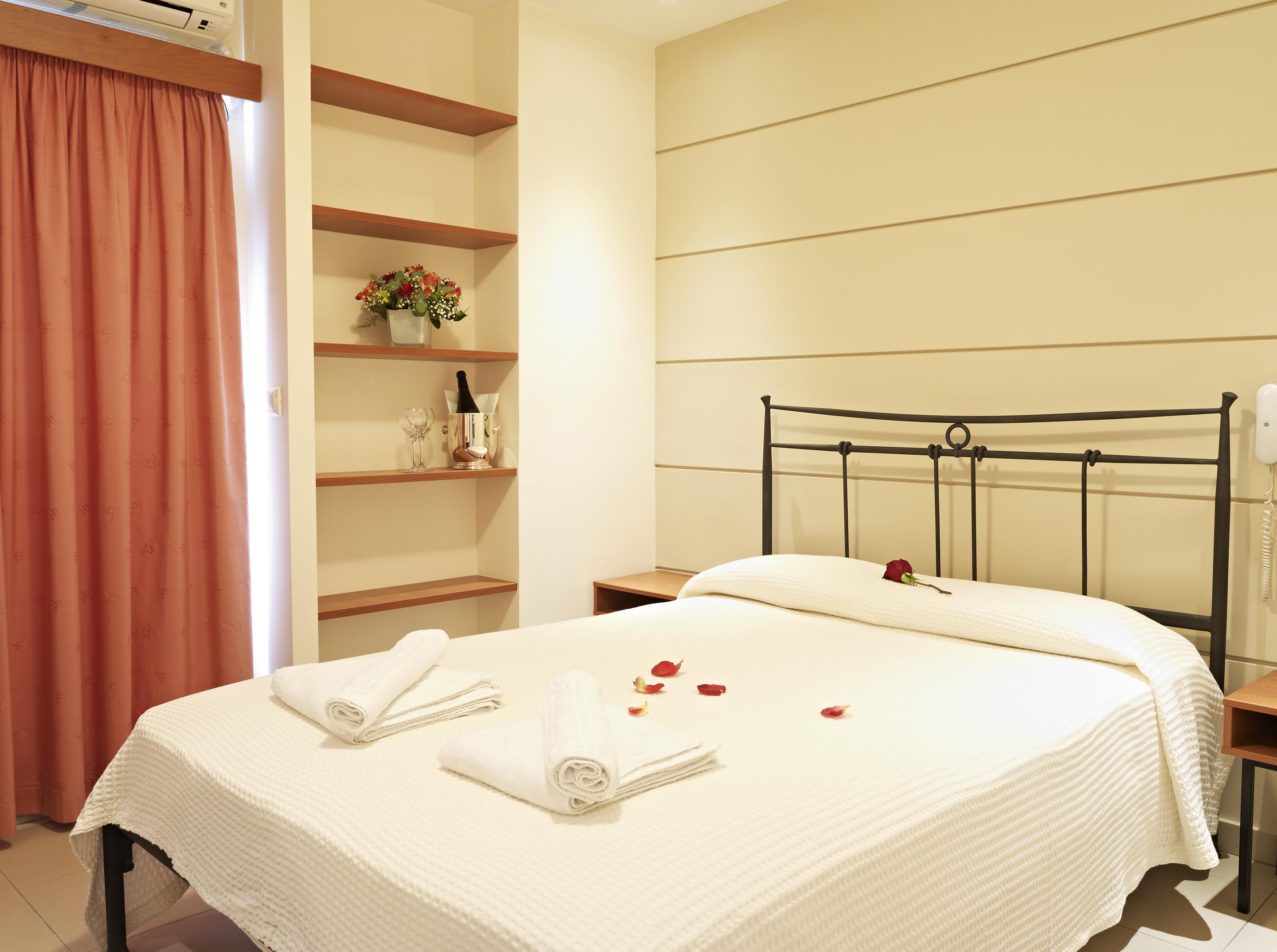 Hotel Galaxias Rhodes City Esterno foto