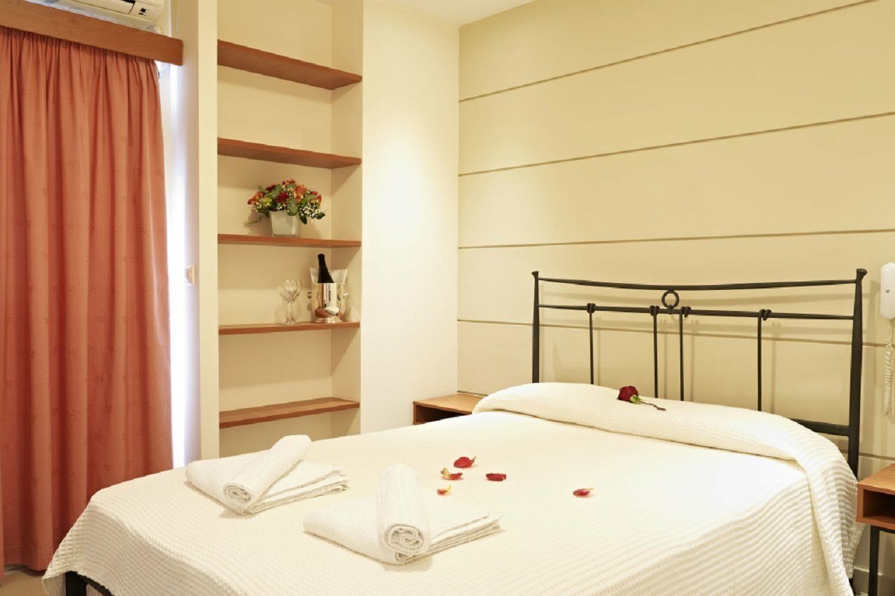 Hotel Galaxias Rhodes City Esterno foto
